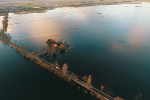 Katastrofiškai patvinusio Pamario krašto vaizdai – iš paukščio skrydžio