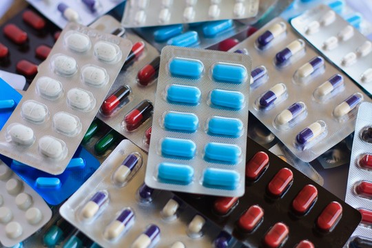 Gydymo įstaigos jau gali pirkti vaistus pigiau