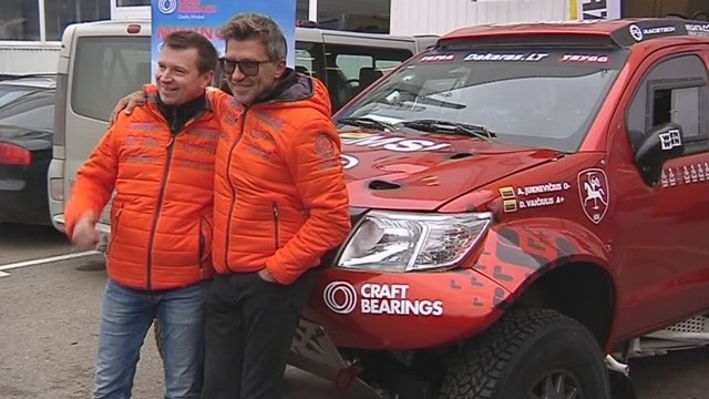 Lietuvos lenktynininkai išsiunčia automobilius į Pietų Ameriką
