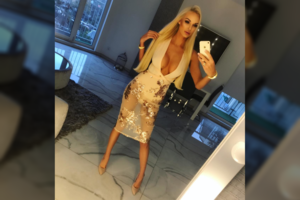 Atvira Vitos Pliadytės suknelė užkaitino gerbėjų kraują