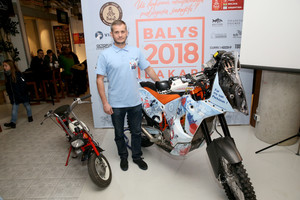 Lietuvis pristatė motociklą, su kuriuo važiuos Dakare – tokio neturės niekas kitas