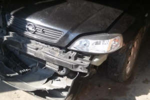 Skaudžiai nubaudė du kartus – smogė ne tik avarijos kaltininkas, bet ir draudimas