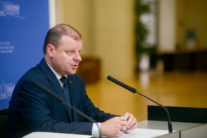 Premjeras pasakė, kiek ir kada kils medikų algos