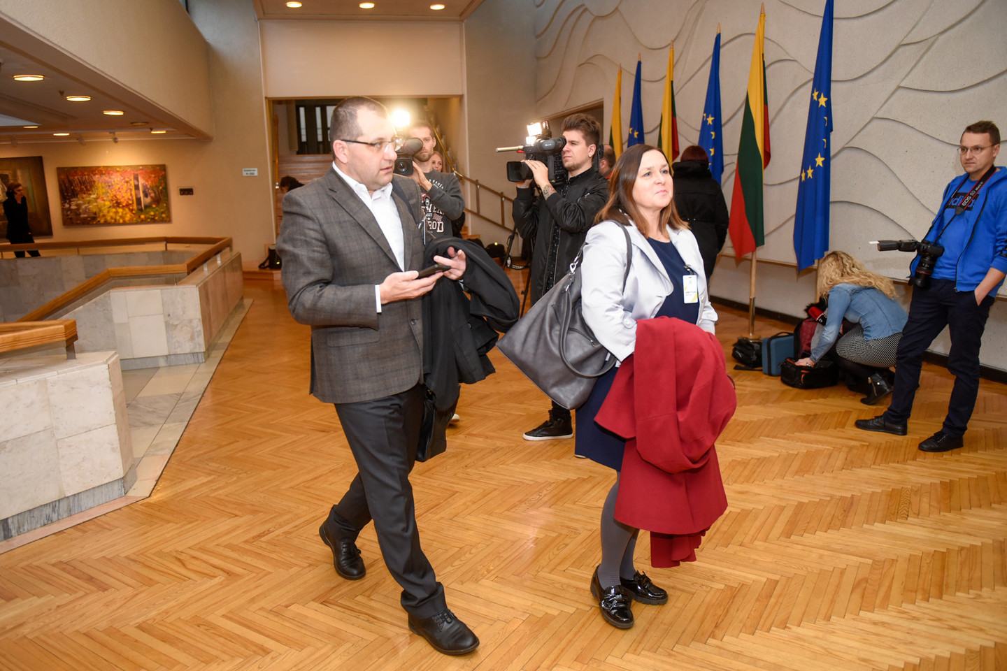 „Manau, kad neišsigandau, tiesiog susikaupė daugybė dalykų, kurie privertė tai padaryti“, - sakė V.Kasiulevičius, aiškindamas, kodėl būdamas premjero S.Skvernelio gydytoju, iš karto apie tai nepasisakė.<br> D.Umbraso nuotr.