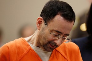 Masiškai priekabiavusio gimnasčių mediko teisme – „šlykšti“ detalė ir palyginimas