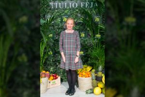 Vaikelio besilaukianti Živilė Kropaitė domėjosi vestuvinėmis suknelėmis