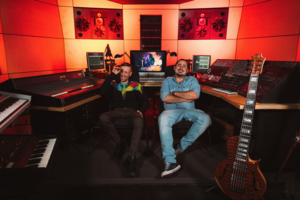 Muzikantas Domas Aleksa išleidžia Mario Basanovo prodiusuotą albumą