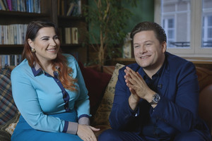 Pasakodama, koks tėtis yra Merūnas Vitulskis, jo žmona nesulaikė ašarų