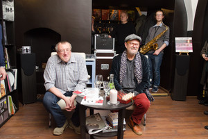 Kaip Saulius Paukštys ir kompanija paminklą Frankui Zappai statė