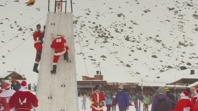 Šveicarijoje vykstančiame čempionate – rimti išbandymai Kalėdų seneliams
