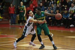 „Nevėžio“ komandai – legionieriaus dūriai: „Pasakykite, kiek vėluojate su atlyginimais“ 