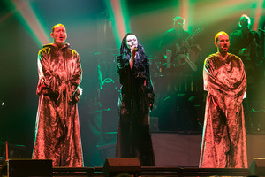 Į „karališką“ koncertą Kaune atvykusi britų žvaigždė S. Brightman pasielgė itin neįprastai