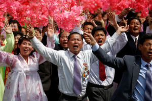 Be konkurencijos: Šiaurės Korėja diktatoriais prekiauja apsukriau už visus