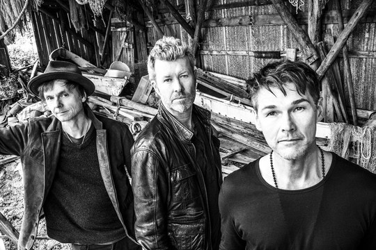 Išgirskite: grupė „A-ha“ išleido naują žymiausios savo dainos „Take On Me“ versiją 