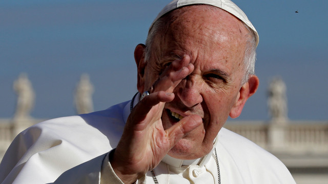 Popiežius Pranciškus liežuvautojams patarė prikąsti liežuvius