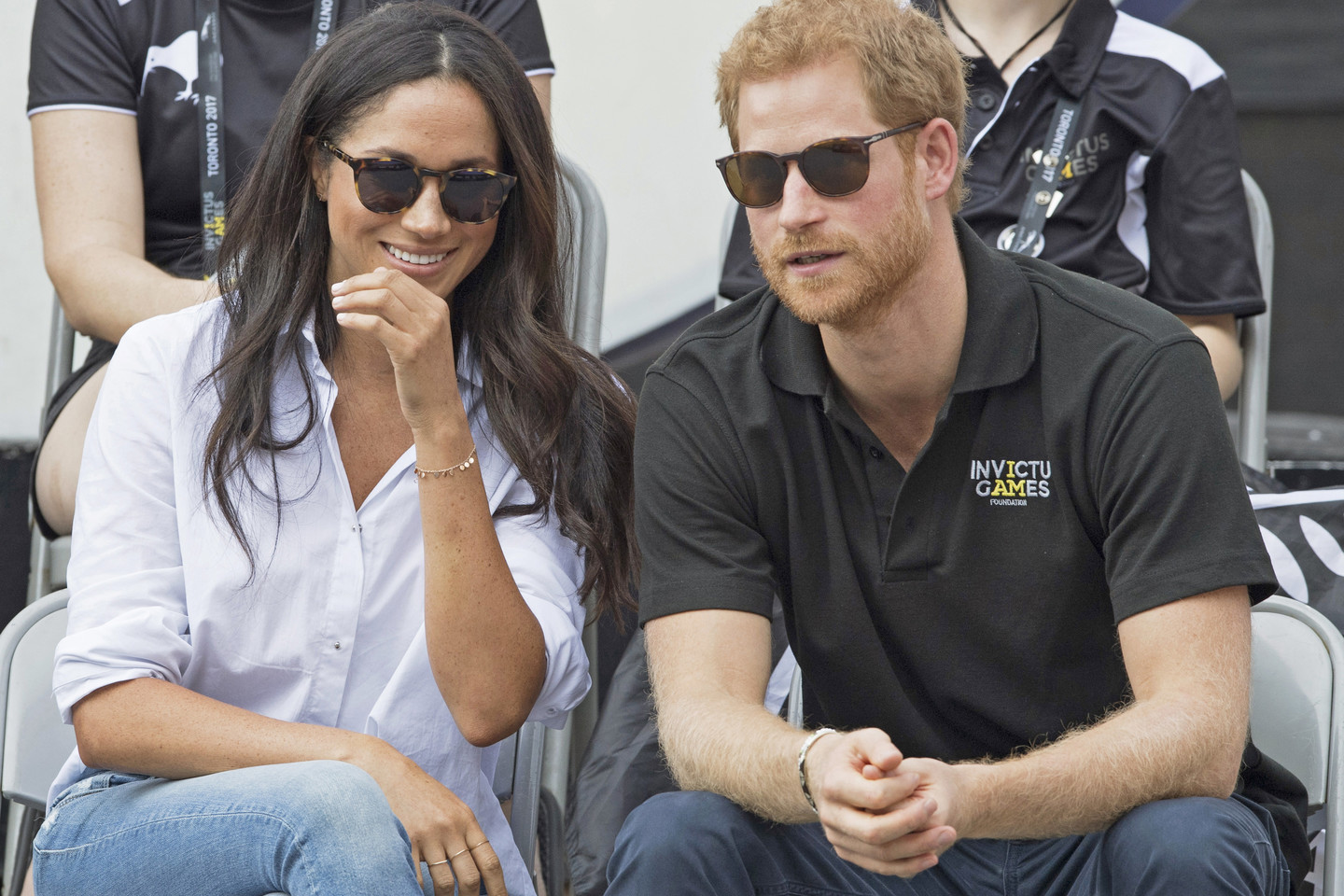 Turint omenyje, kad vienintelis mokamas darbas, kurį yra dirbęs Harry, yra jo tarnyba armijoje, tai visiškai teisinga teigti, kad šioje šeimoje daugiau pinigų uždirbanti pusė bus būtent žmona.<br>ViDA Press nuotr.