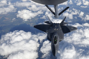 Pietų Korėja ir JAV pradėjo dideles bendras aviacijos pratybas