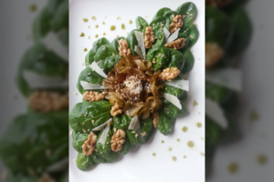 Svečių išgirtos salotos: pagaminti lengva, o įspūdis liks ilgam