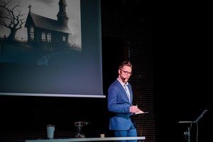 Martynas Levickis į susitikimus su moksleiviais važiavo be akordeono