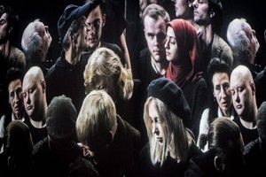 Veidų paradas: apie dokumentinio teatro grožį