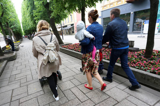 Nuo kitų metų „vaiko pinigai“ bus mokami visiems