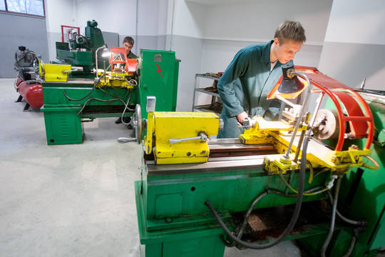 Tyrimas: kolegijos, kurios darbo rinkai parengia geriausius specialistus