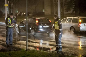 Įspėja vairuotojus: laukia sunki naktis ir rytas, keliai virsta čiuožyklomis