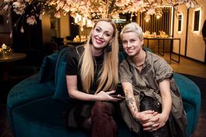 Atlikėja Baiba pasidžiaugė – pirmagimis kalbės net keturiomis kalbomis