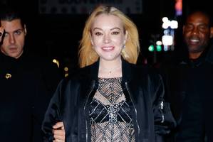 Islamo tikėjimą priėmusi Lindsay Lohan vakarėlyje nevengė atviros aprangos