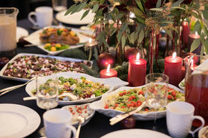 Ant lietuvių vaišių stalo – ir tradiciniai, ir dar neragauti patiekalai 