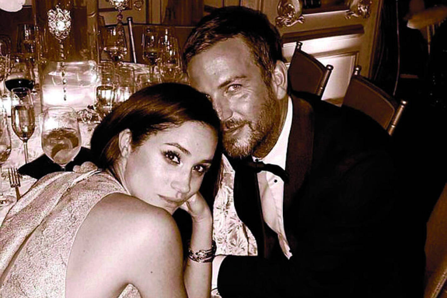 M.Markle ir M.Andersonas.