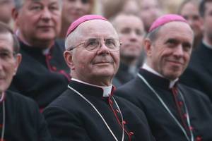 Sigitas Tamkevičius: figūrą puoselėjančios moterys – didesnės asketės už vienuolius