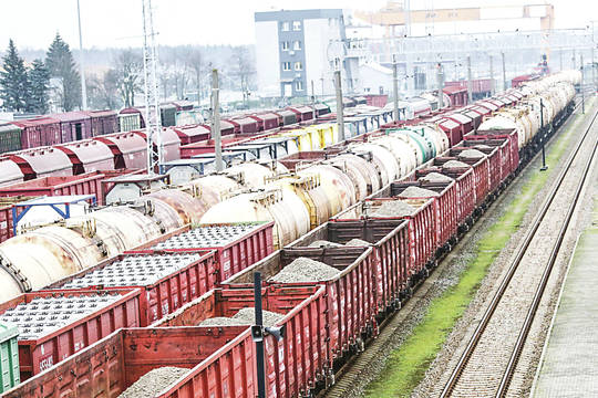 Palemono gyventojai sutrikę: iš stoties naktimis aidi asmeniški pokalbiai