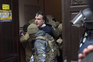 Ukrainos policija vėl sulaikė Michailą Saakašvilį, jis pradėjo bado streiką