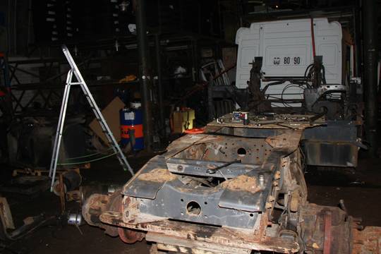 Pareigūnai Šiauliuose aptiko nelegaliai sunkvežimius ardžiusią bendrovę