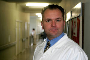 Lietuvos gydytojui patikėta rengti chirurgijos kursus Londone 