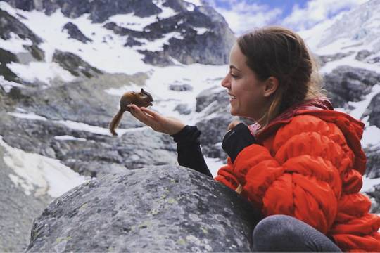 Lietuvės svajonė – valstybės šimtmečio proga Arktyje iškelti trispalvę