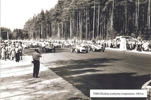 Į Lietuvą atvyksta nepaprastos lenktynės: Nemuno žiedu skries istorinės formulės