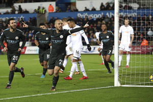 Anglija: „Manchester City“ serija tapo rekordine, „Arsenal“ – bėdoje