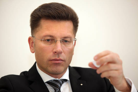 Sveikatos apsaugos pokyčiai: karalius nuogas – pats laikas jį aprengti