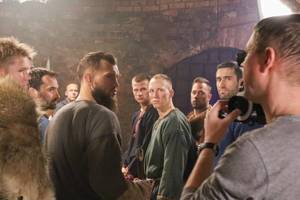 Vaizdo klipe LKL krepšininkai nusikėlė į XIII amžių