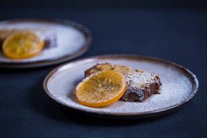 Saldumynų meistro idėja – riešutais ir apelsinais kvepiantis kalėdinis keksas