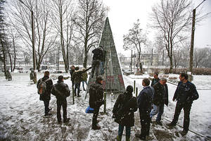 Kaune kritikuojama pagrindinė miesto eglė sulaukė įdomių konkurenčių