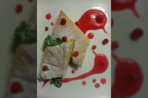 Šventinio ryto pusryčiai mažiesiems – varškės apkepas