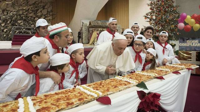 Popiežius atšventė 81-ąjį gimtadienį