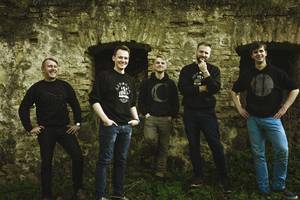 Apie Kalėdas - kitaip: grupė „Arbata“ pristato naują kūrinį „Ji turi dovaną“