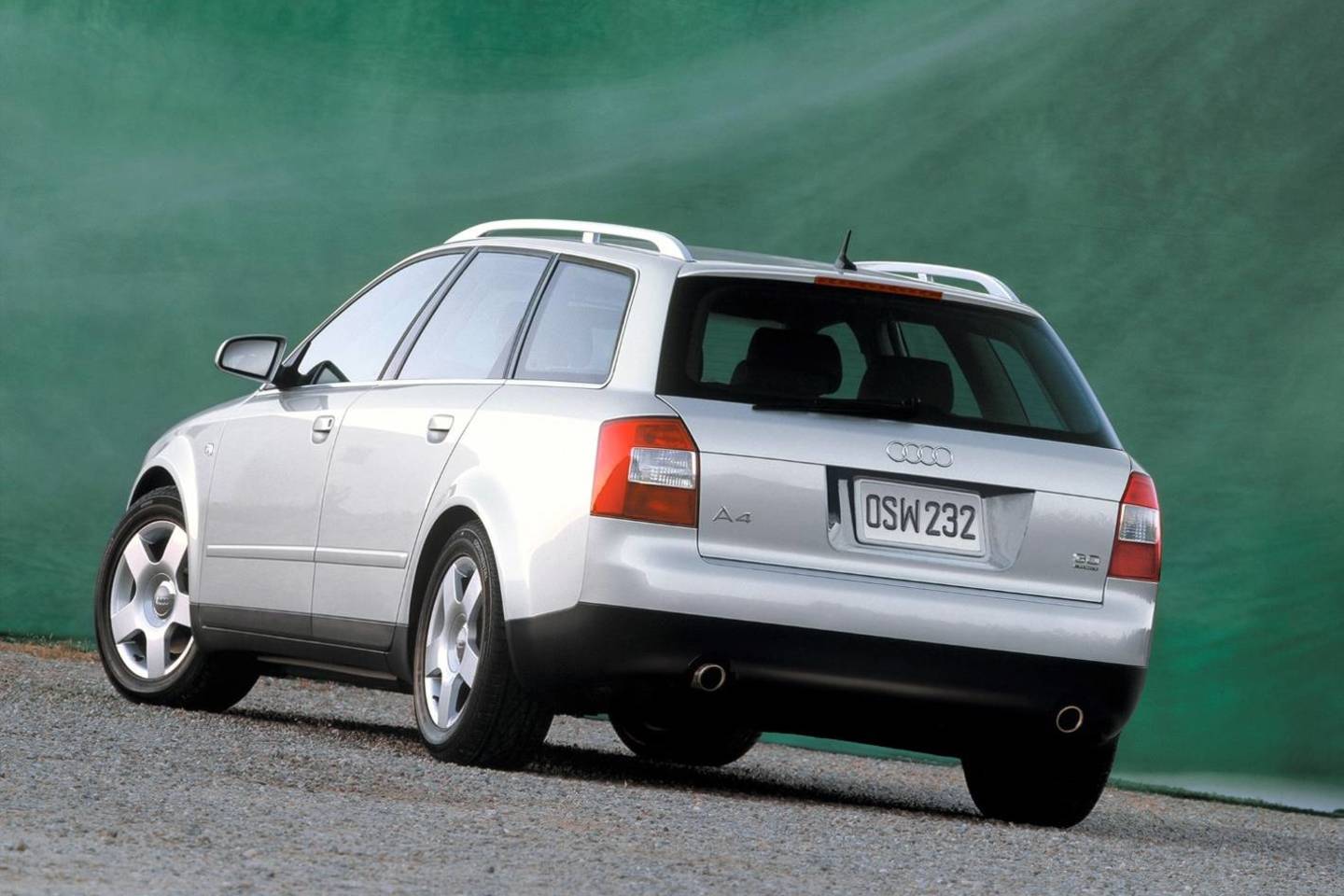 „Audi A4“ (2001 m.).<br>Gamintojo nuotr.