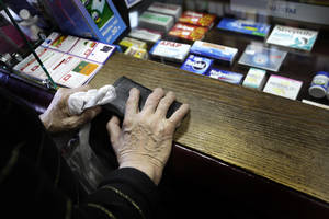 Močiutės poelgis vaistinėje sukrėtė vyrą – grįžęs namo verkė pasikūkčiodamas