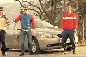 Sukūrė kalėdinę dainą didžiausiems BMW gerbėjams: neįmanoma sulaikyti juoko