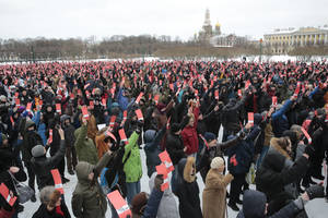 Tūkstančiai rusų reikalauja, kad Aleksejui Navalnui būtų leista dalyvauti prezidento rinkimuose